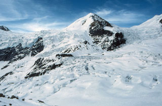 Chulu East Peak Climbing